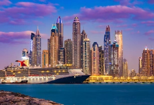 Skyline Yachting or Man-Made Island Cruises