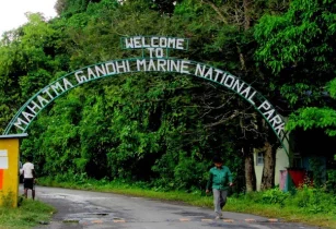 Visit Mahatma Gandhi Marine National Park