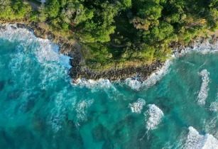 Experience the Indian Ocean at Golden Hour