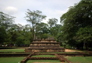 Ancient History & Archaeological Wonders