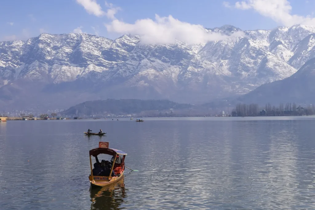 4 Nights 5 Days Kashmir Trip